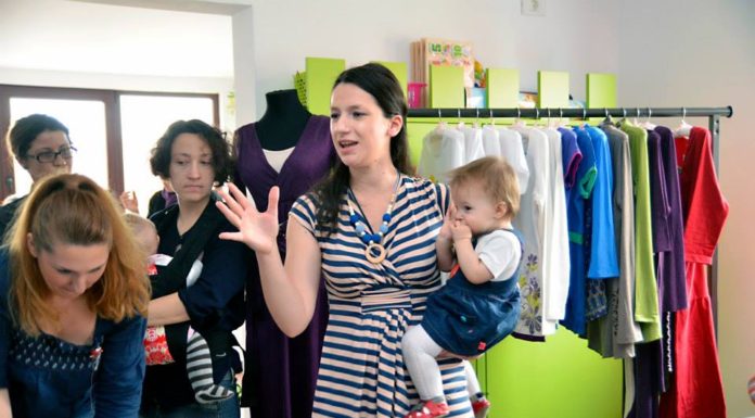 Ada Chindea, fondatoare “Mamici pe tocuri”, un eveniment pro alaptare: „Dupa ce alaptezi in metrou intr-o ora de varf, nimic nu te mai atinge :)”