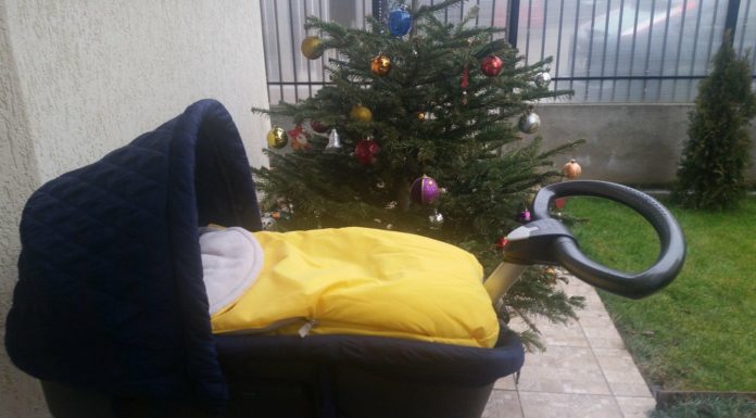 Cel mai bun somn al bebelusului, afara in frig