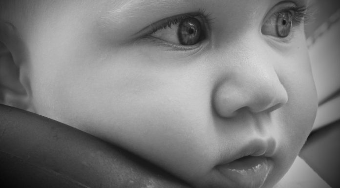 Mana-gura-picior: experienta noastra, la 10 luni, cu boala copilariei