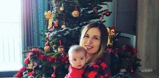 Foto: Bebe Edy anul trecut, la primul Craciun din viata lui :)