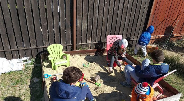 O zi de primavara din viata unei mame cu doi copii