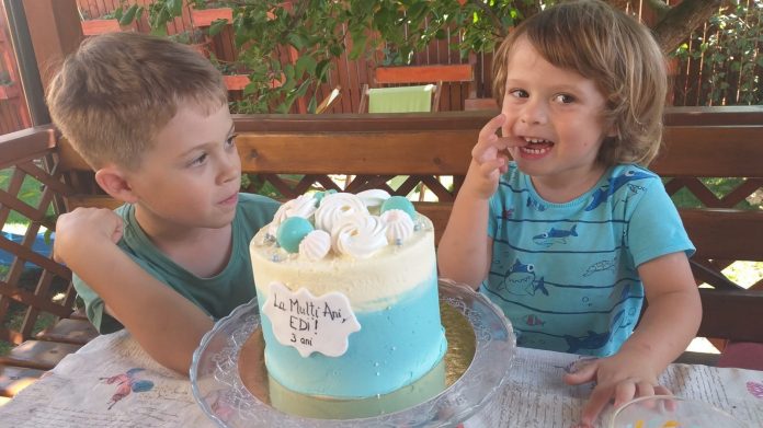 cum sa iti convingi copilul sa manance